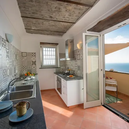 Casa Cimino B - A Romantic Retreat Among The Stairs Of Praiano